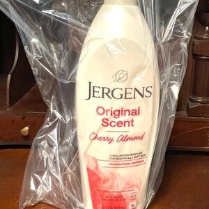 Jergens Original Scent Cherry Almond Moisturizer - White and Pink